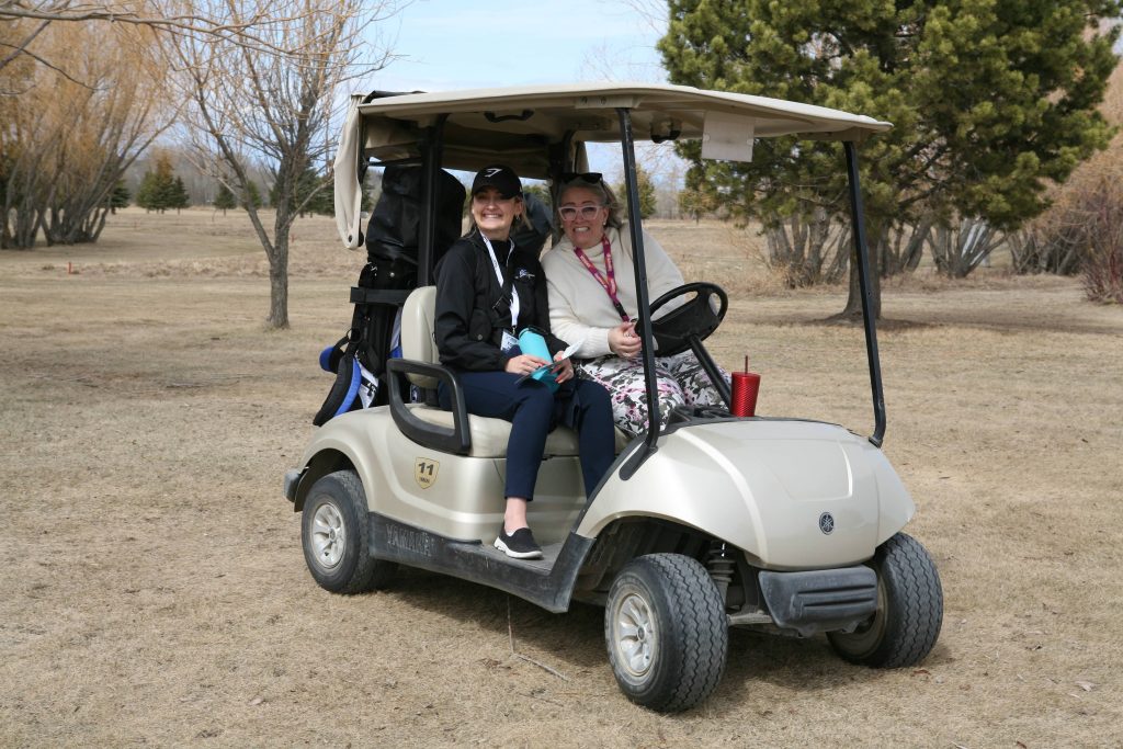 2023 AARFP Conf Tues-Golfing2